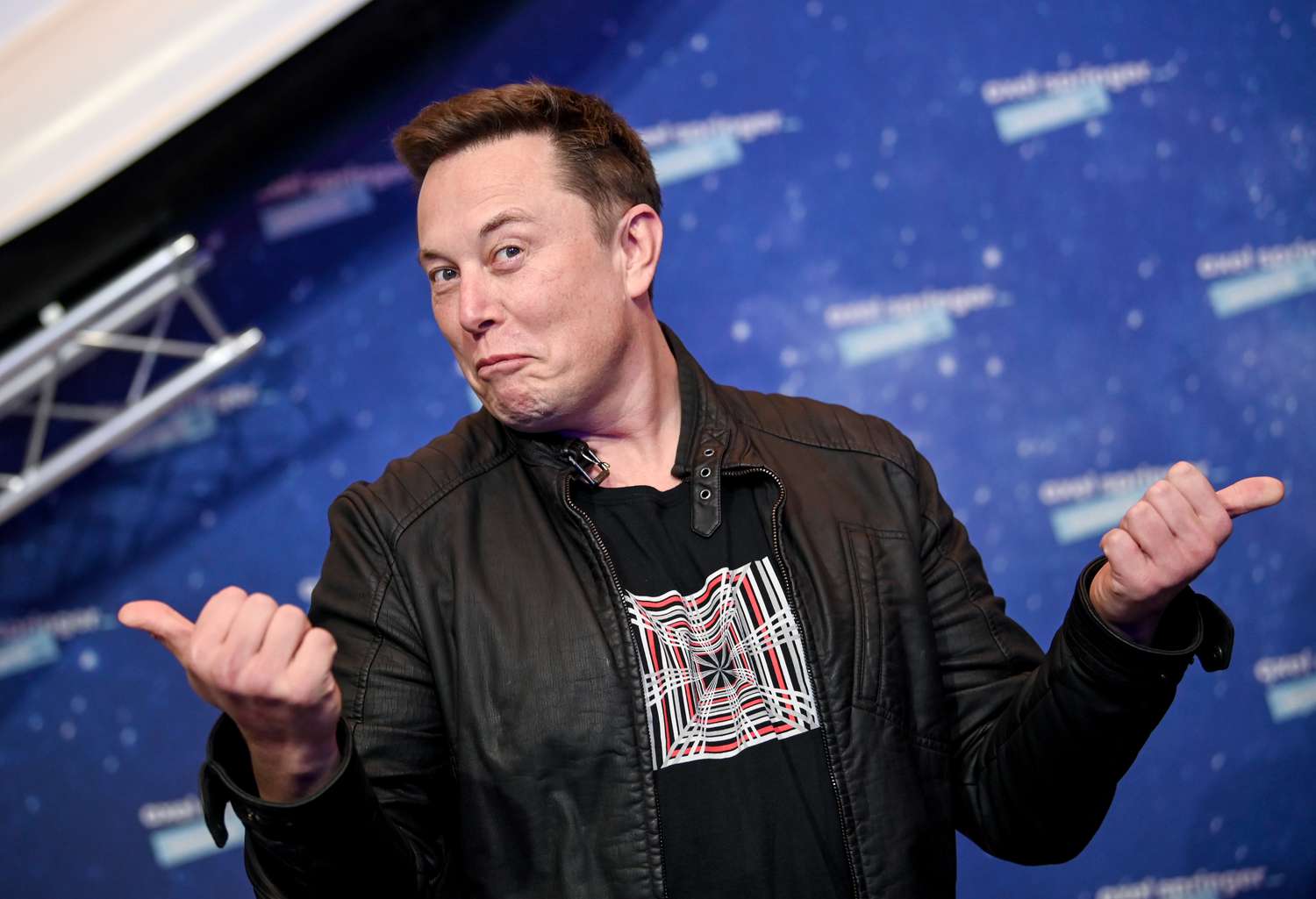 Cobrar a todos: nueva medida de Elon Musk para ‘acabar’ con Twitter