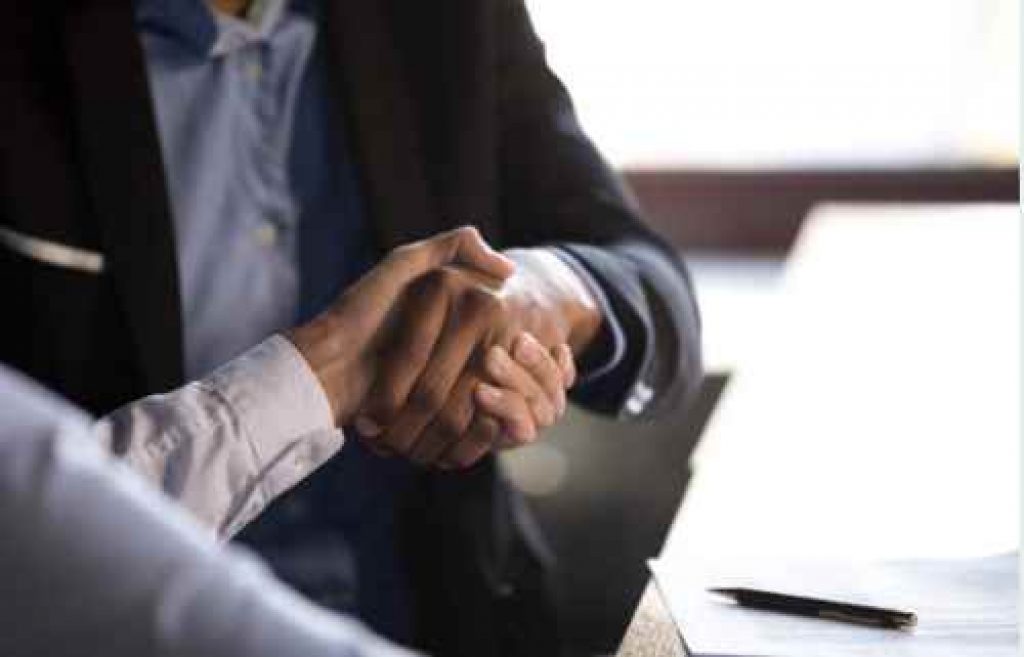 Resolución de conflictos: cómo abordar disputas con clientes, proveedores y socios