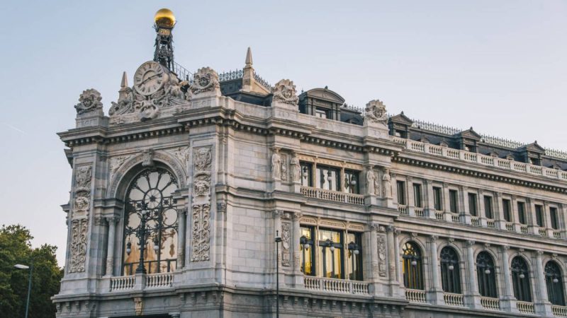 Las recomendaciones del Banco de España para pagar con tranquilidad en vacaciones 1 Merca2.es VACACIONES 1 Merca2.es