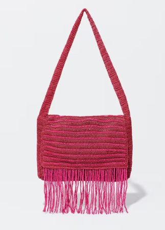 bolso rosado de flecos 