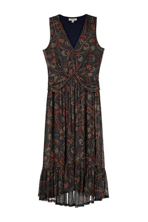 Slowlove, la firma de Sara Carbonero, tiene a la venta en Cortefiel estos 10 vestidos boho por menos de 30€ 9 Merca2.es cortefiel f0a5ece8 230808104425 800x1200 Merca2.es