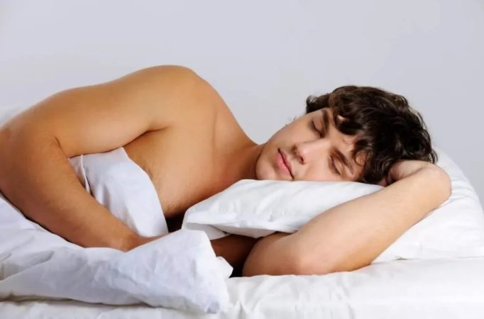 dormir sin ropa interior 8 Merca2.es