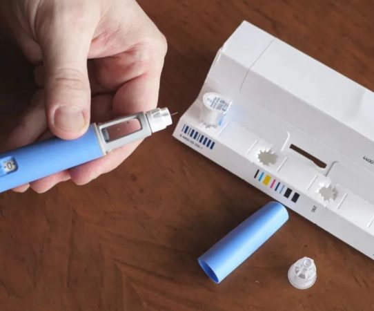 ¿Qué sucede si se compara con otros fármacos para adelgazar?