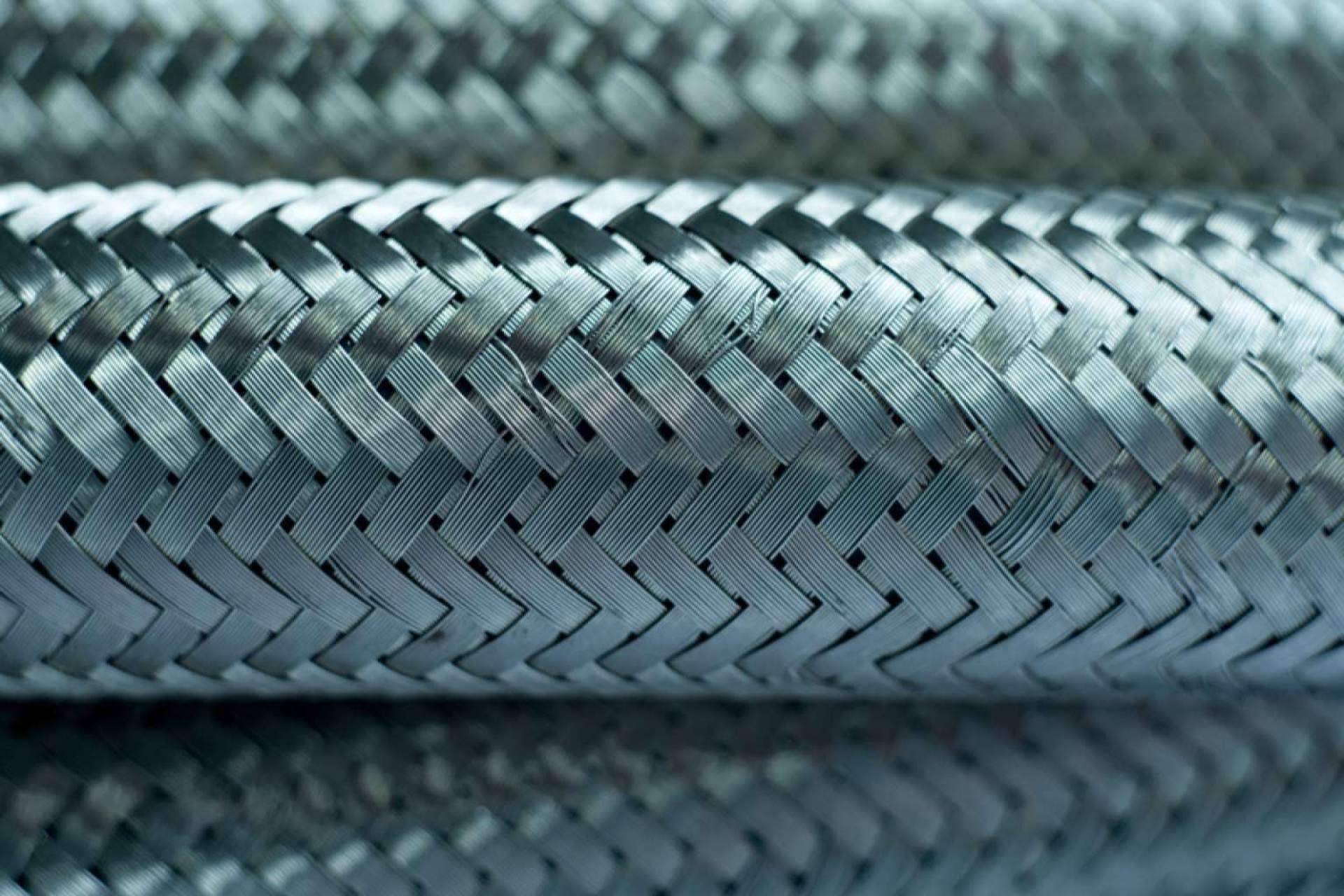 Suministros Tomás Beltrán ofrece un extenso catálogo de piezas de racorería hidráulica y neumática para realizar reparaciones al instante