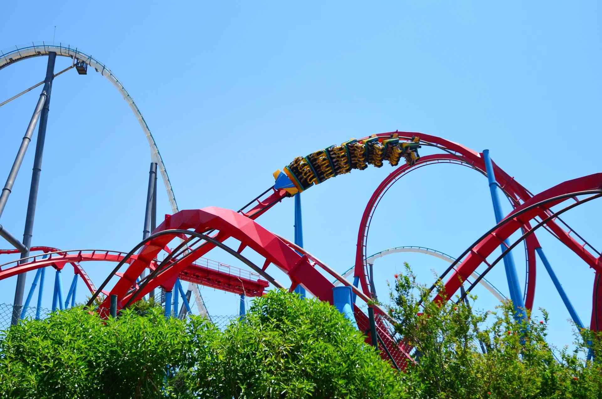 El regalo perfecto para los cumples de verano; experiencias en parques de atracciones