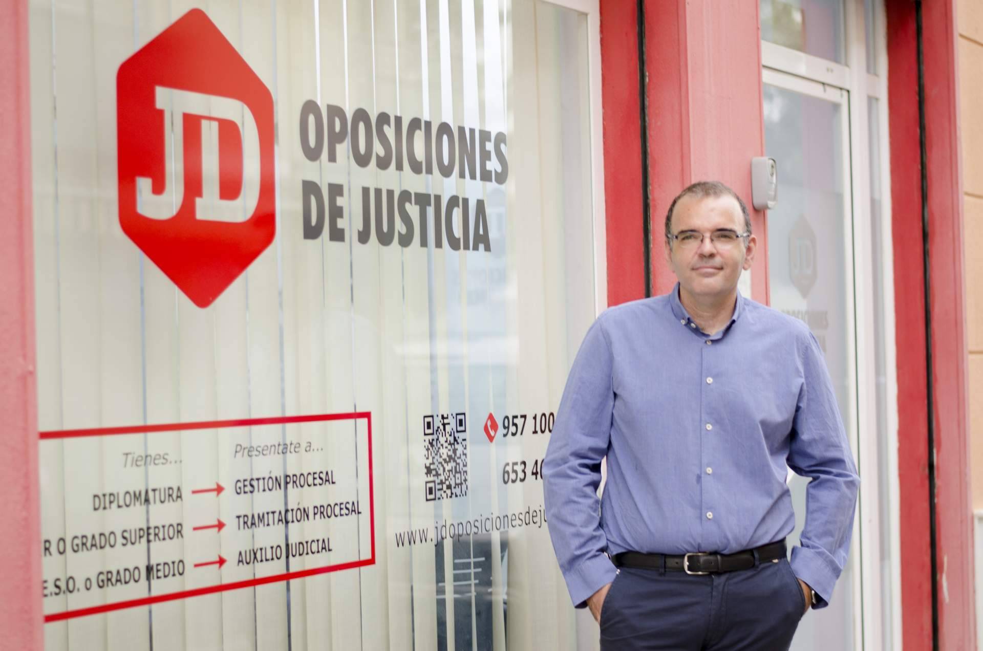 La estabilidad laboral a través de las oposiciones de justicia