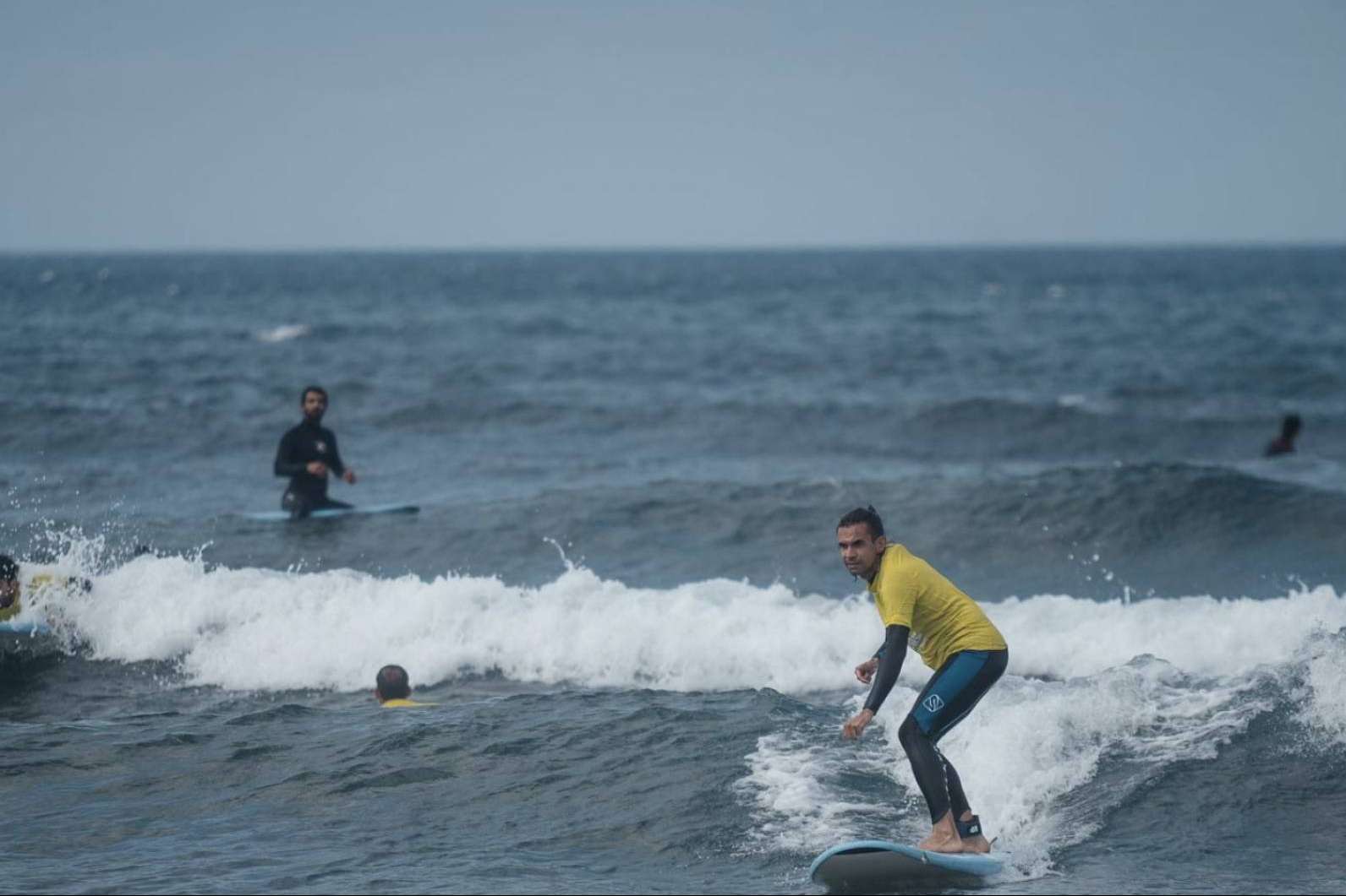 Escuelas surf Asturias como Family Surfers