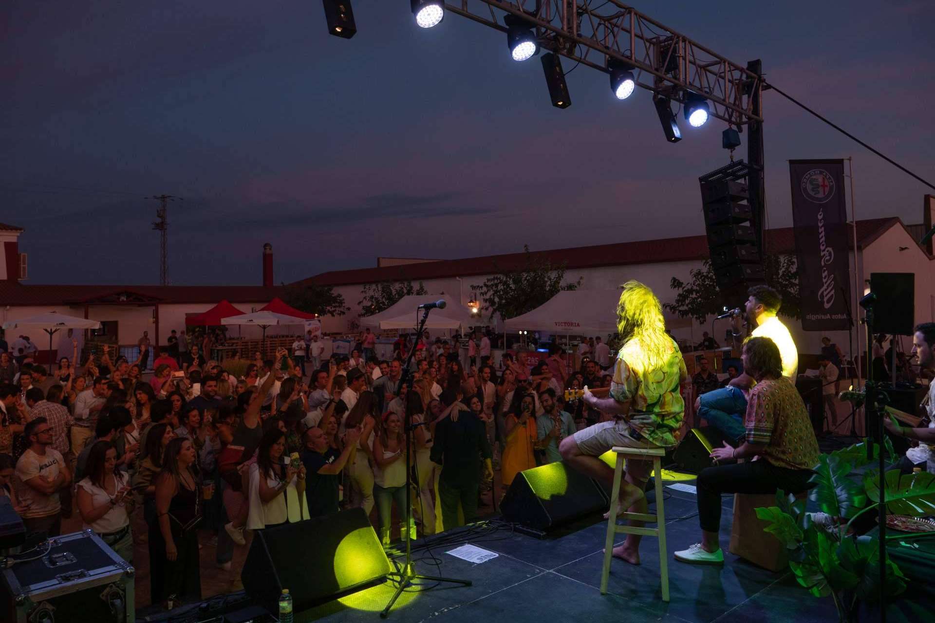 ¿Dónde encontrar un plan de final de verano para todos los públicos? El evento III Tardeo Entre Olivos