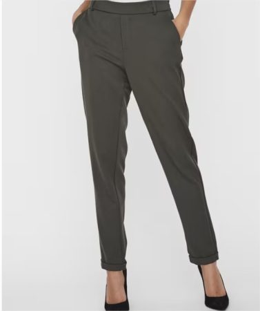 Pantalones elegantes de El Corte Inglés perfectos para asistir a eventos de otoño 3 Merca2.es Pantalón de mujer liso con cintura normal en Verde cadete