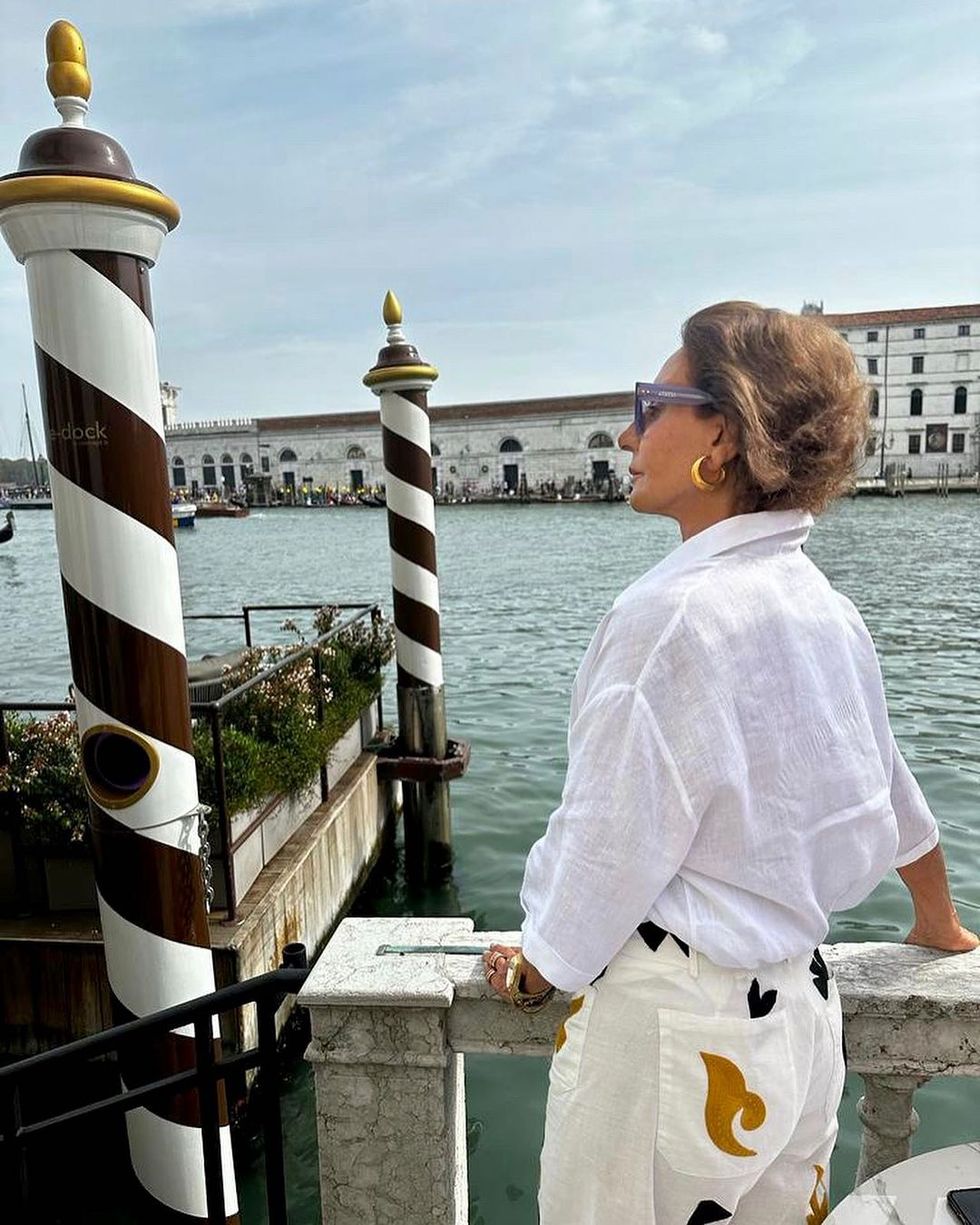 Naty Abascal conquista Venecia con este pantalón de Zara