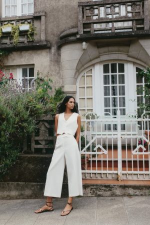 Consigue en Zara este total look blanco de Vicky Martín Berrocal 1 Merca2.es 7954683251 1 1 1 Merca2.es
