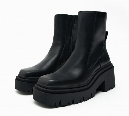 Potencia al máximo tus curvas con este vestido vaquero de Zara 4 Merca2.es Botines negros Zara Merca2.es