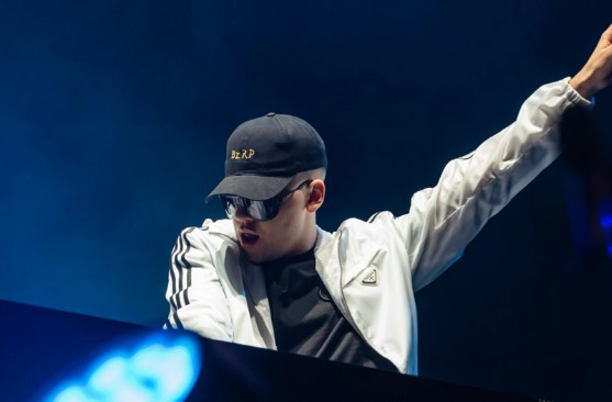 Esto es lo que cobra Bizarrap por cada concierto que da