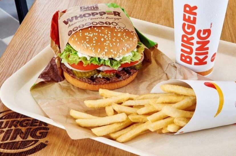 Demandan a Burguer King por engañar con el tamaño del Whopper