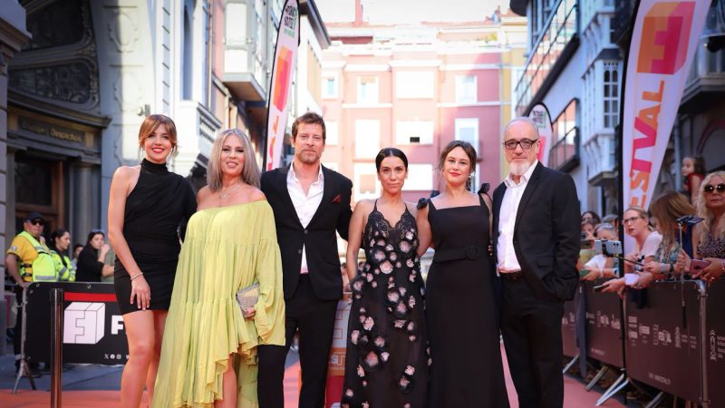 El equipo de Amar es para siempre Merca2.es