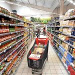 Francia prohíbe las falsas bajadas de precio en los supermercados ¿para cuándo lo mismo en España?