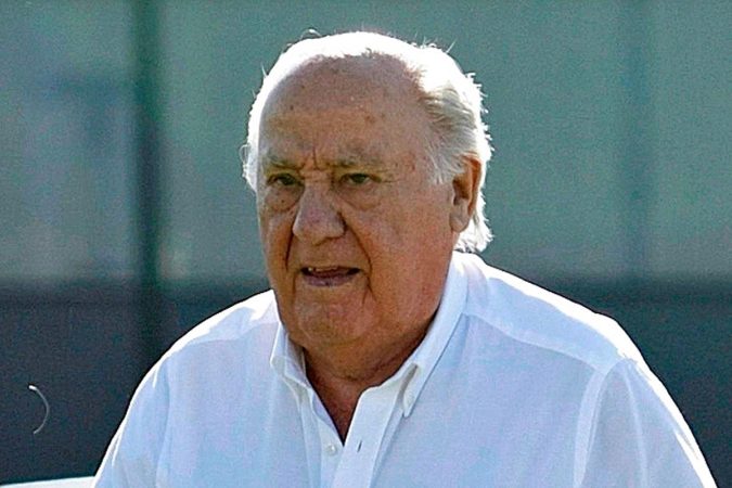 amancio ortega dona tres millones 3000000 de euros y 500000 prendas de abrigo 21020063 20230209145521 Merca2.es