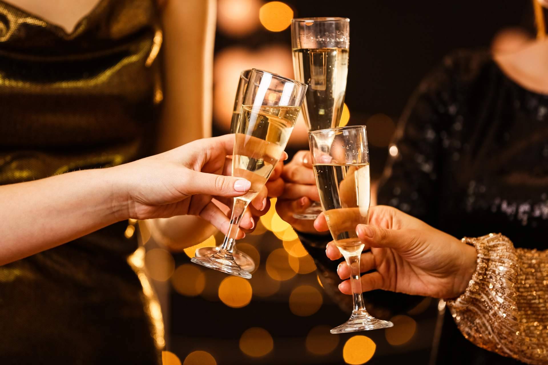 ¿Qué diferencias existen entre el champagne francés y el cava?, por La Tintorería Vinoteca