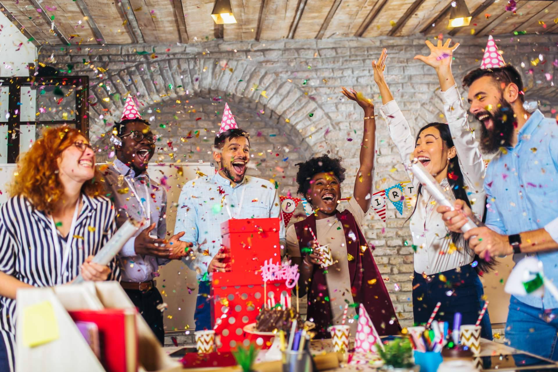 Tu Fiesta Mola Mazo ofrece productos para la decoración de fiestas