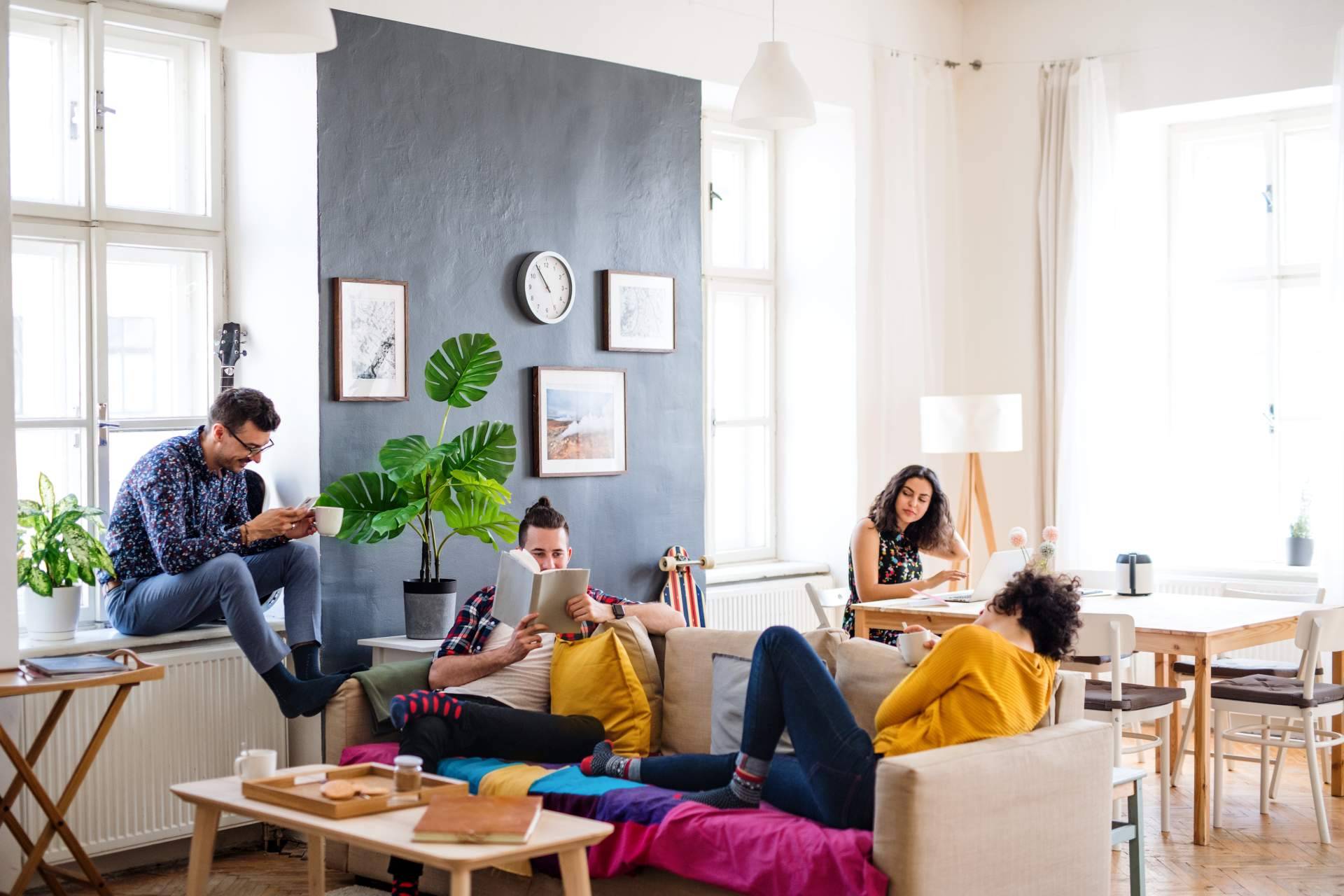 Una solución para quienes buscan un piso de estudiantes en Madrid es DFLAT