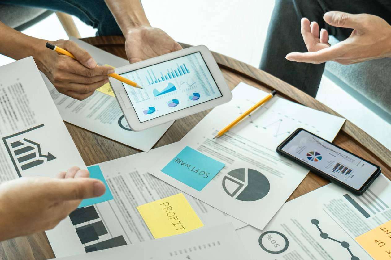 ¿Cómo encontrar expertos en marketing de buscadores? Paxzu