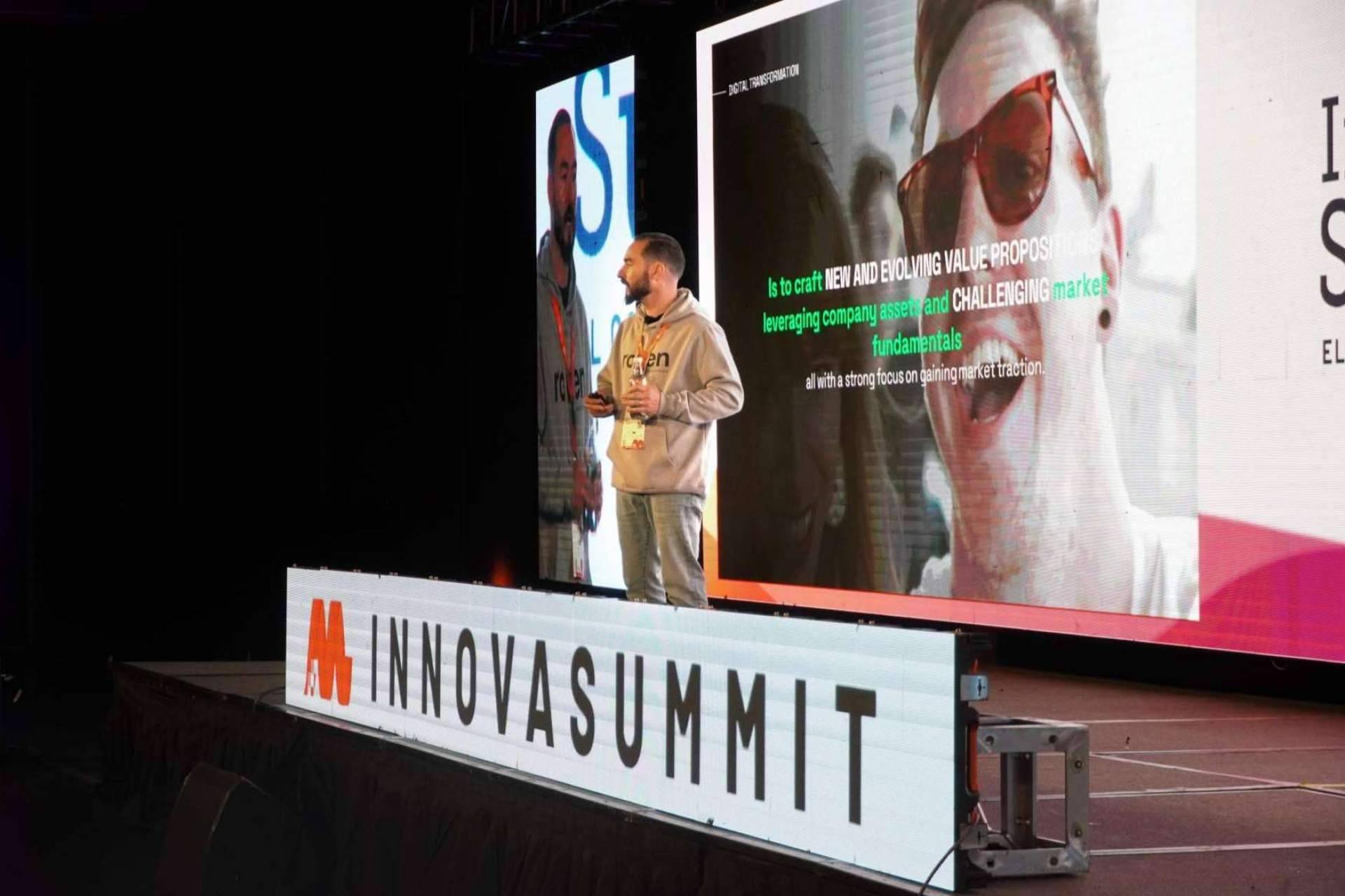 La IV edición de InnovaSummit en Chile contó con la presencia de Raven
