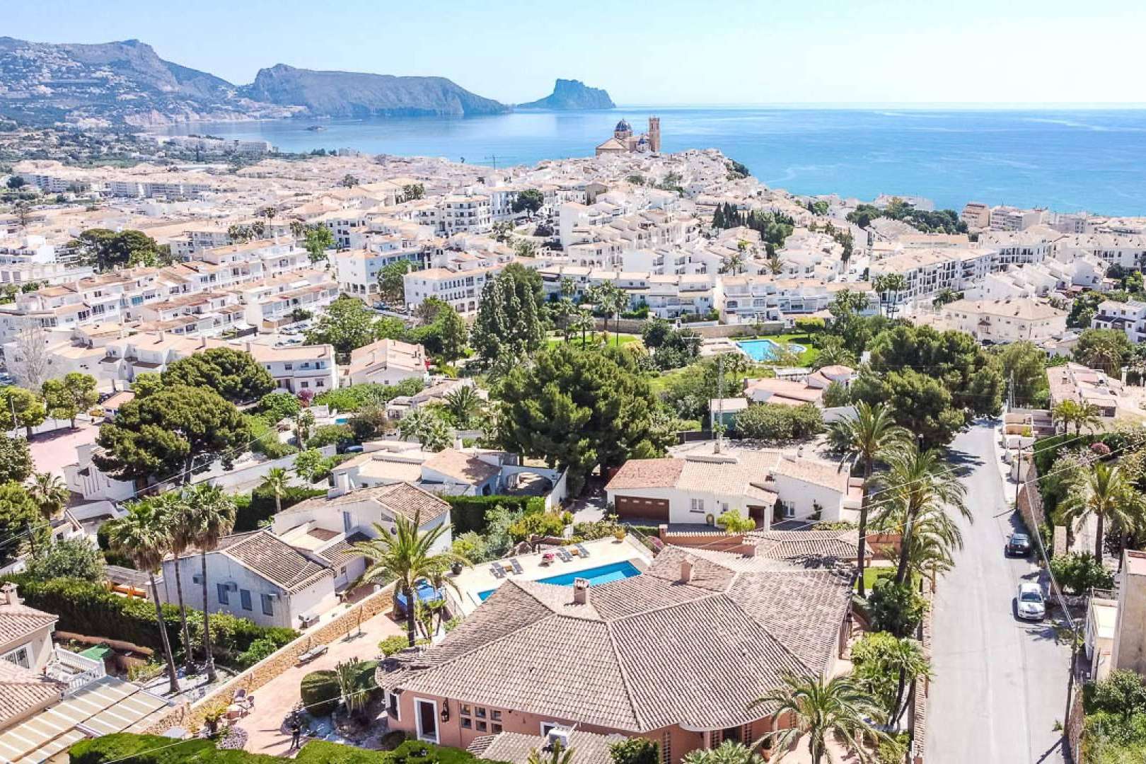 ¿Por qué alquilar o comprar en la zona Costa Blanca?, con Dinhjelper-Realestate