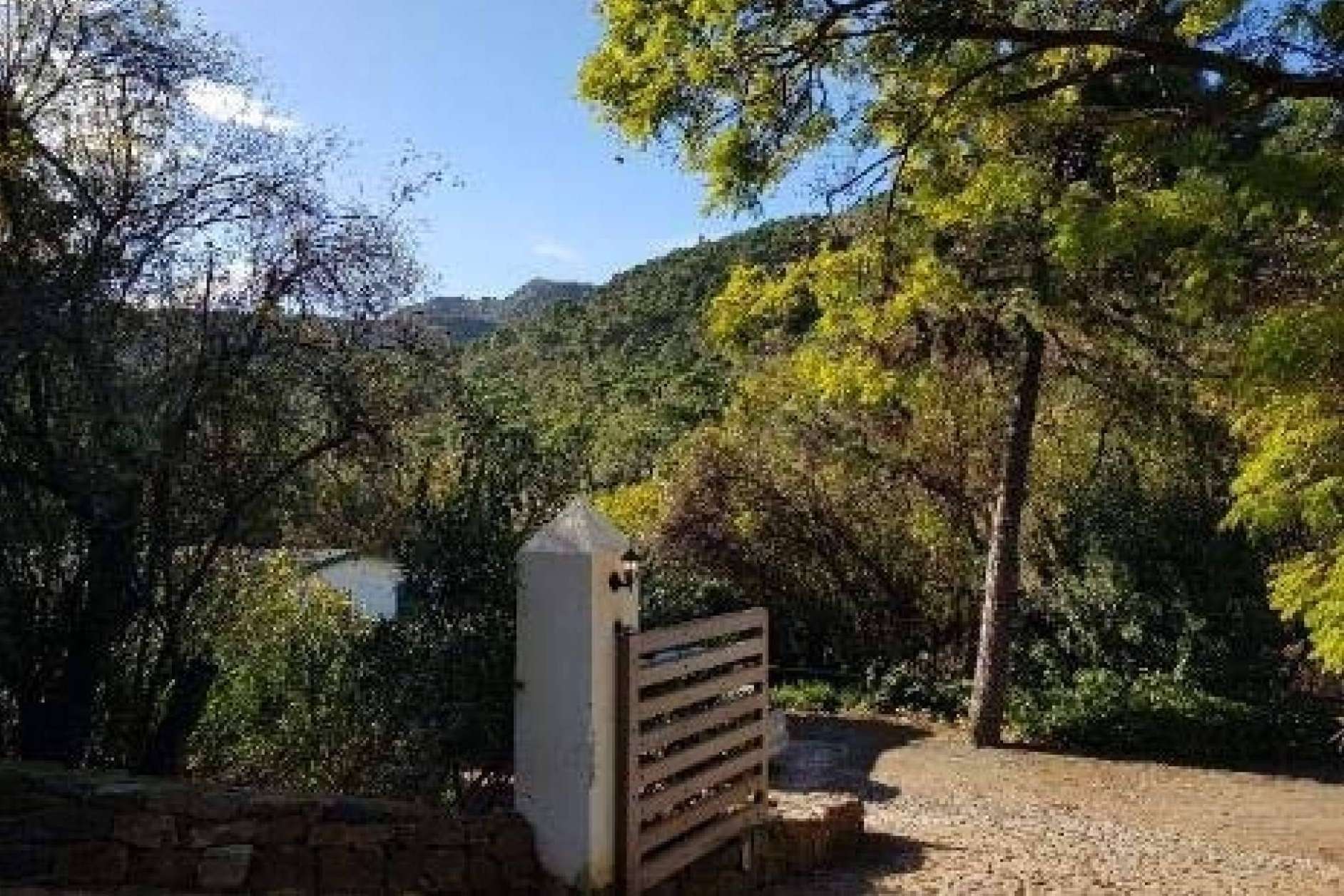 Dos viviendas valoradas en más de 3 millones de euros, a subasta en eactivos.com