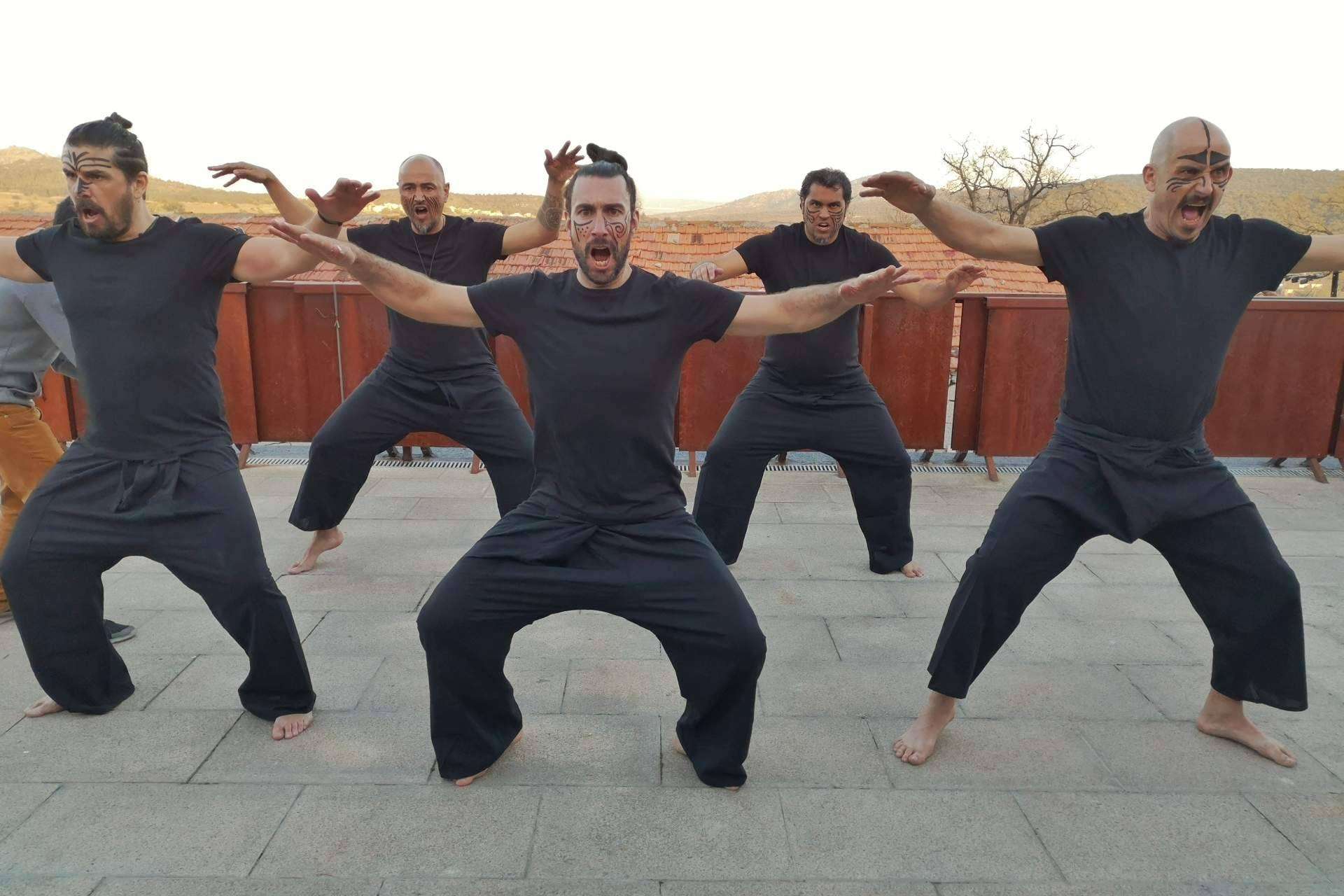 De la tradición maorí a la sala de juntas; revolucionar las dinámicas de team building con la haka