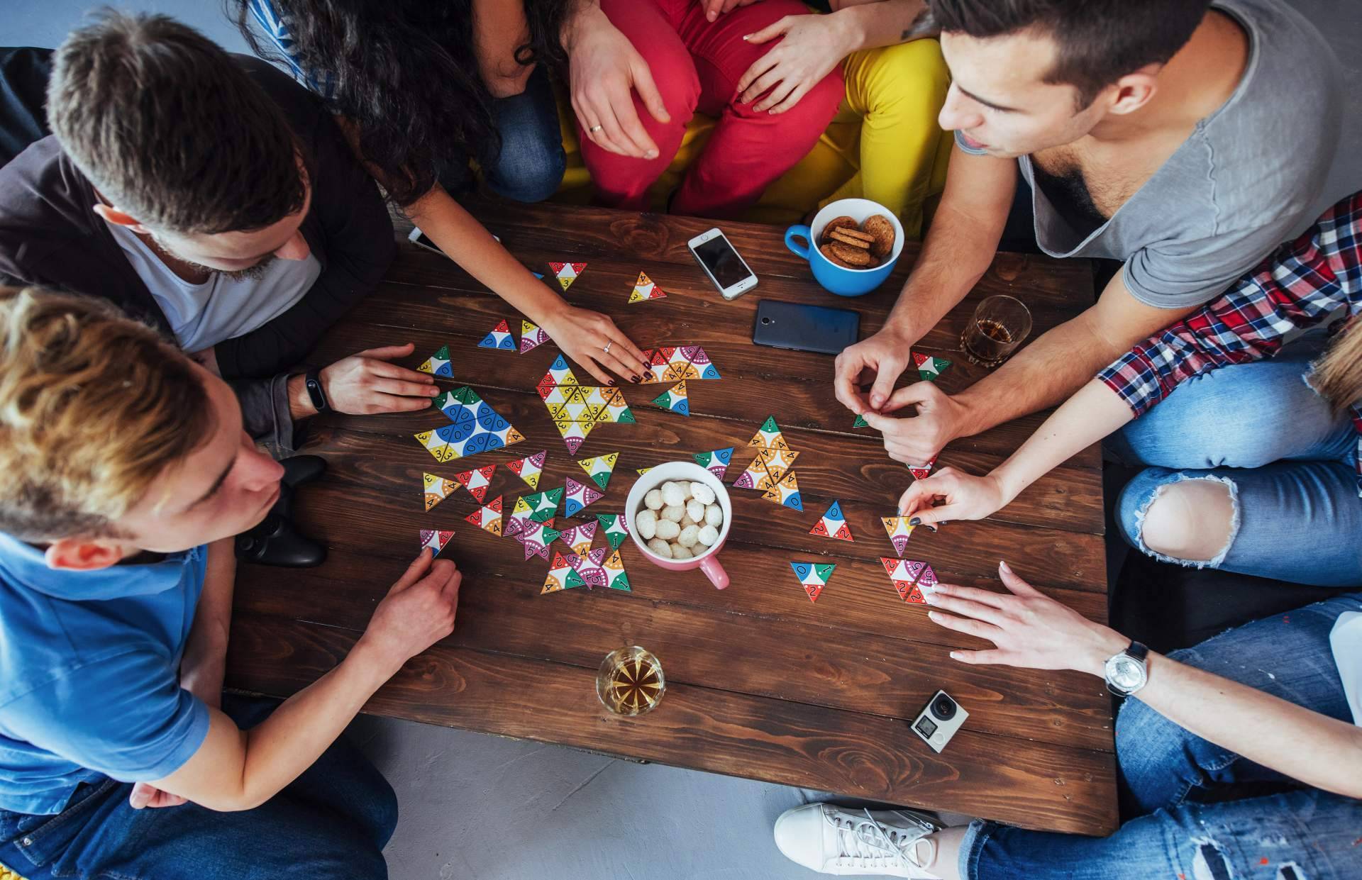 Cavernia dispone de juegos de mesa que enganchan
