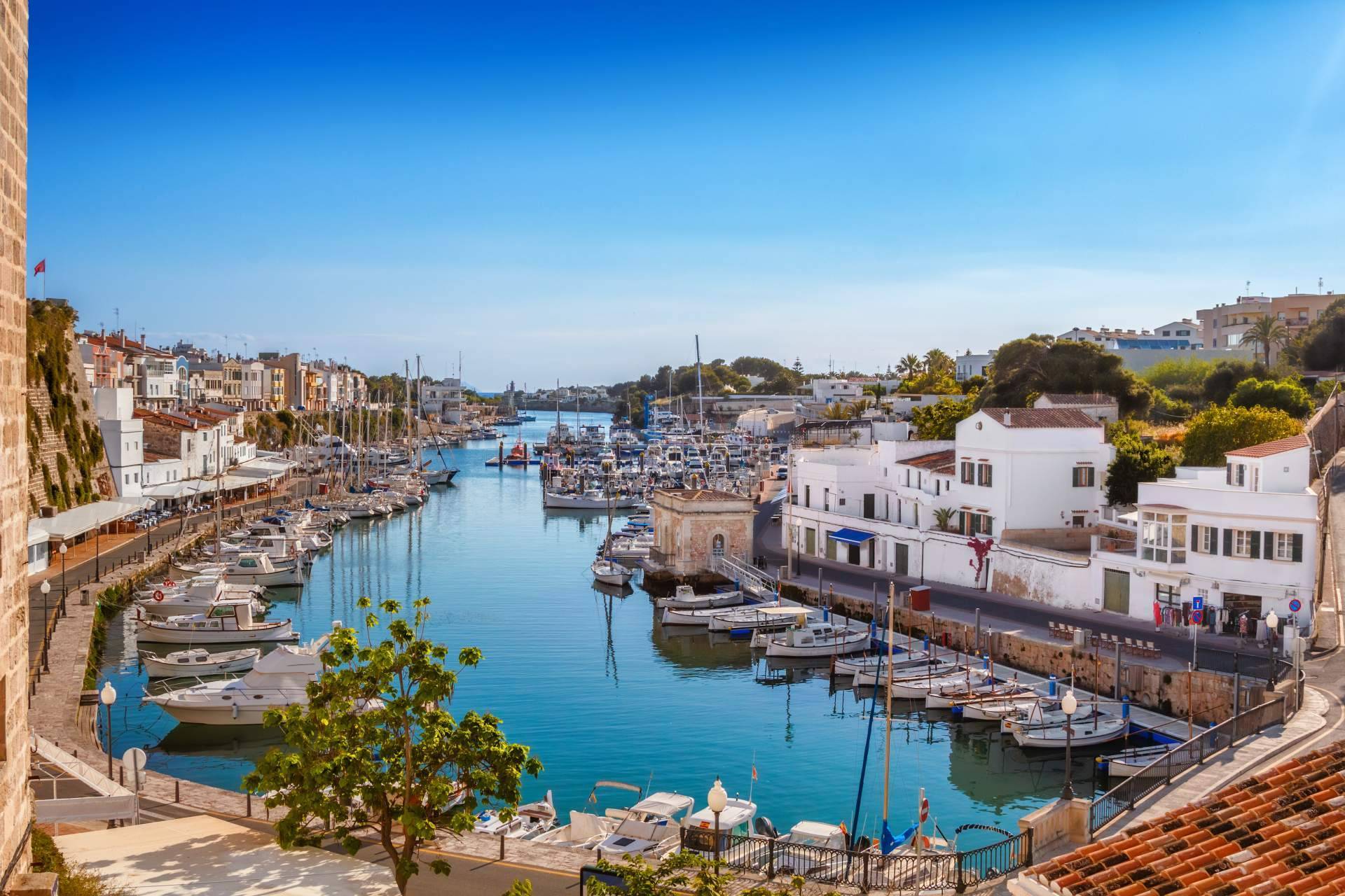 Menorca, el sitio perfecto para tener una segunda residencia