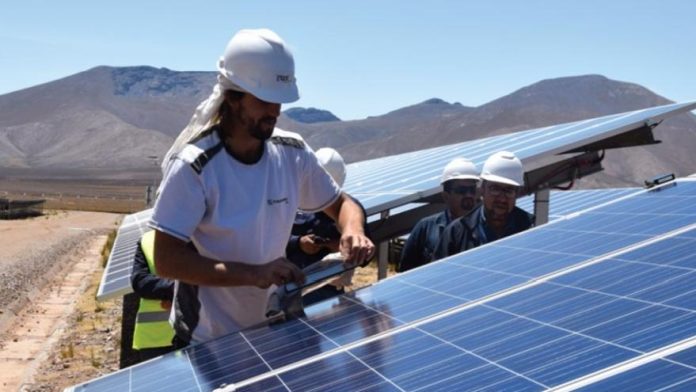 trabajador sector energía