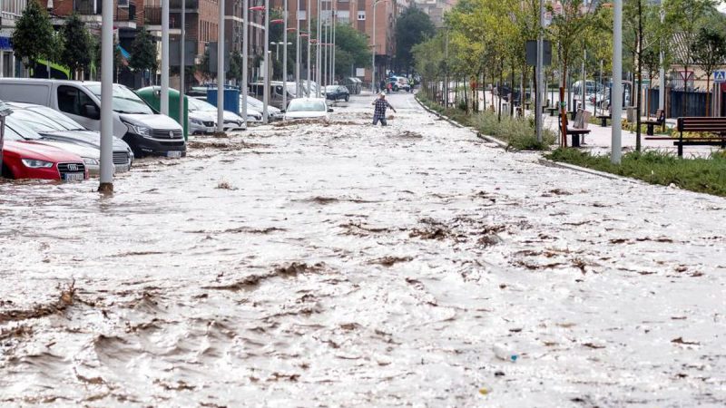 Las recomendaciones de la OCU para reclamar al seguro los daños por tormentas y lluvias torrenciales 9 Merca2.es riada Merca2.es