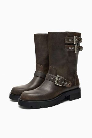 Zara tiene que reponer todas las semanas estas botas biker debido a su éxito 2 Merca2.es zara 9cbf39d2 230905120334 800x1200 Merca2.es