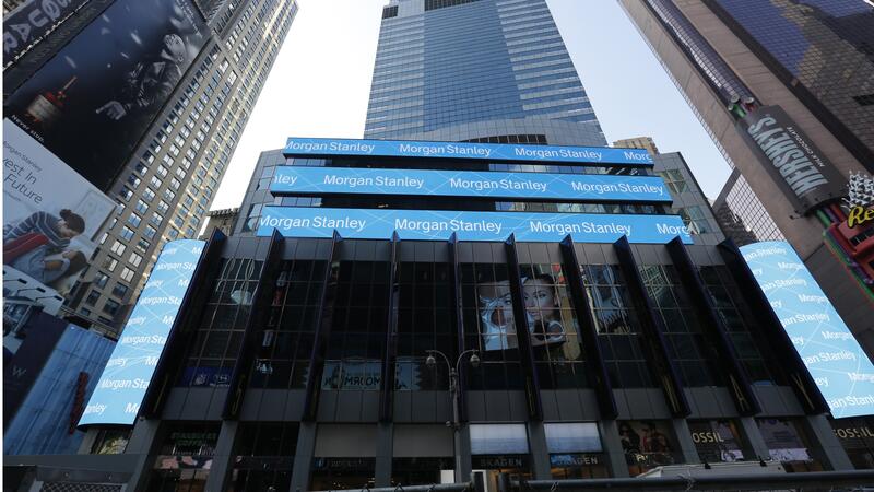 Morgan Stanley cae con fuerza tras ganar  un 9% menos en el tercer trimestre