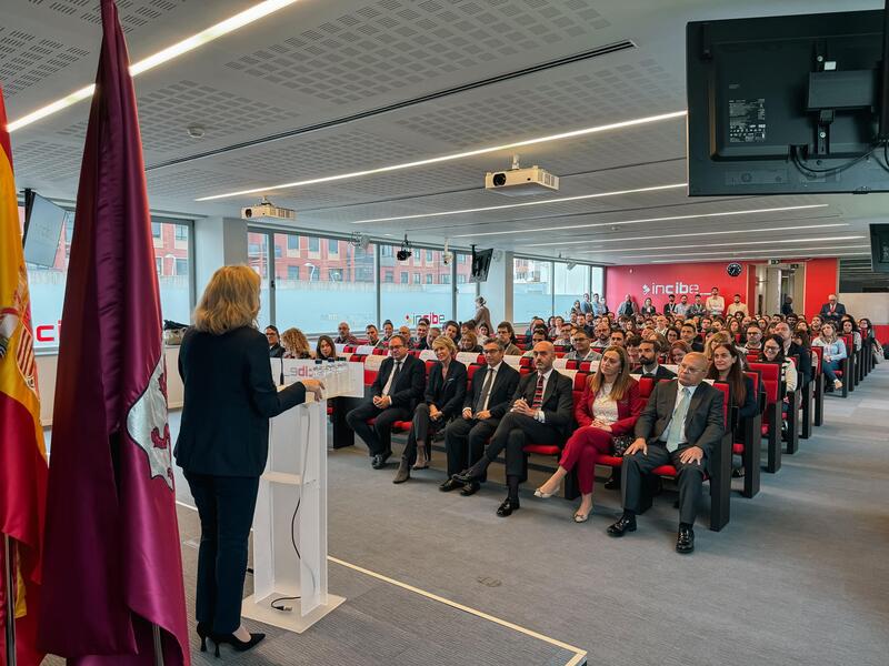 Calviño destaca el trabajo del Incibe para posicionar a España como el cuarto país más ‘ciberseguro’ del mundo