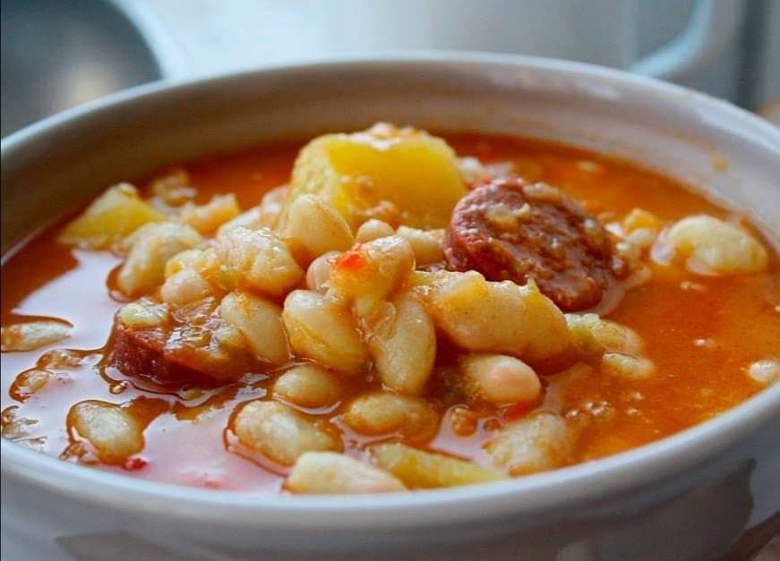 Potaje de habichuelas, un guiso clásico de la cocina española