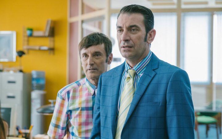 HBO Max saca una película basada en una de las series comedia españolas de mayor éxito 6 Merca2.es Escena de Camera Café La película