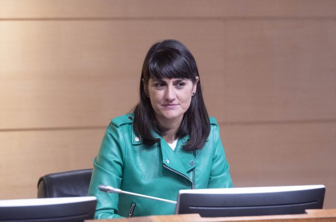 La secretaria de Estado de Telecomunicaciones, María González Veracruz, durante una reunión con un conjunto de empresas del ámbito de la microelectrónica y los semiconductores, en la sede del Ministerio, a 25 de noviembre de 2022, en Madrid