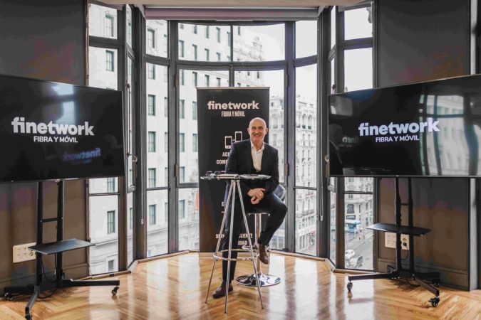 Finetwork aumenta su canal de ventas en 45 tiendas Media Mark y online
