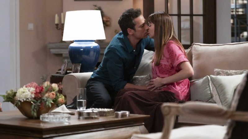 Boda a la vista llena de obstáculos en '4 estrellas' 34 Merca2.es Julio y Marta