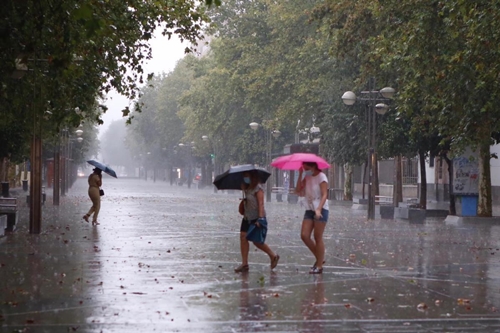 Las fuertes lluvias se relajan un poco pero no tardaran en volver con la misma intensidad 6 Merca2.es