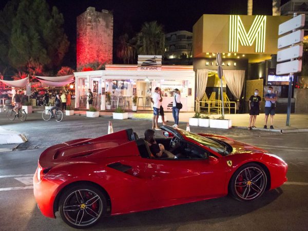 Marbella de noche