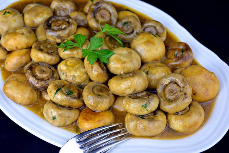 Champiñones al Ajillo un plato de estrella Michelin