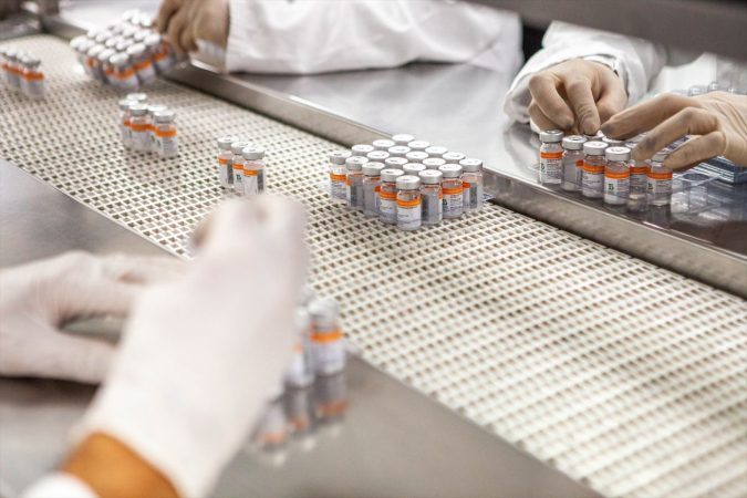 Los ciberdelincuentes usan las vacunas COVID-19 de Pfizer, AstraZeneca o Janssen en un nuevo phishing 2 Merca2.es ciberdelincuentes covid Merca2.es