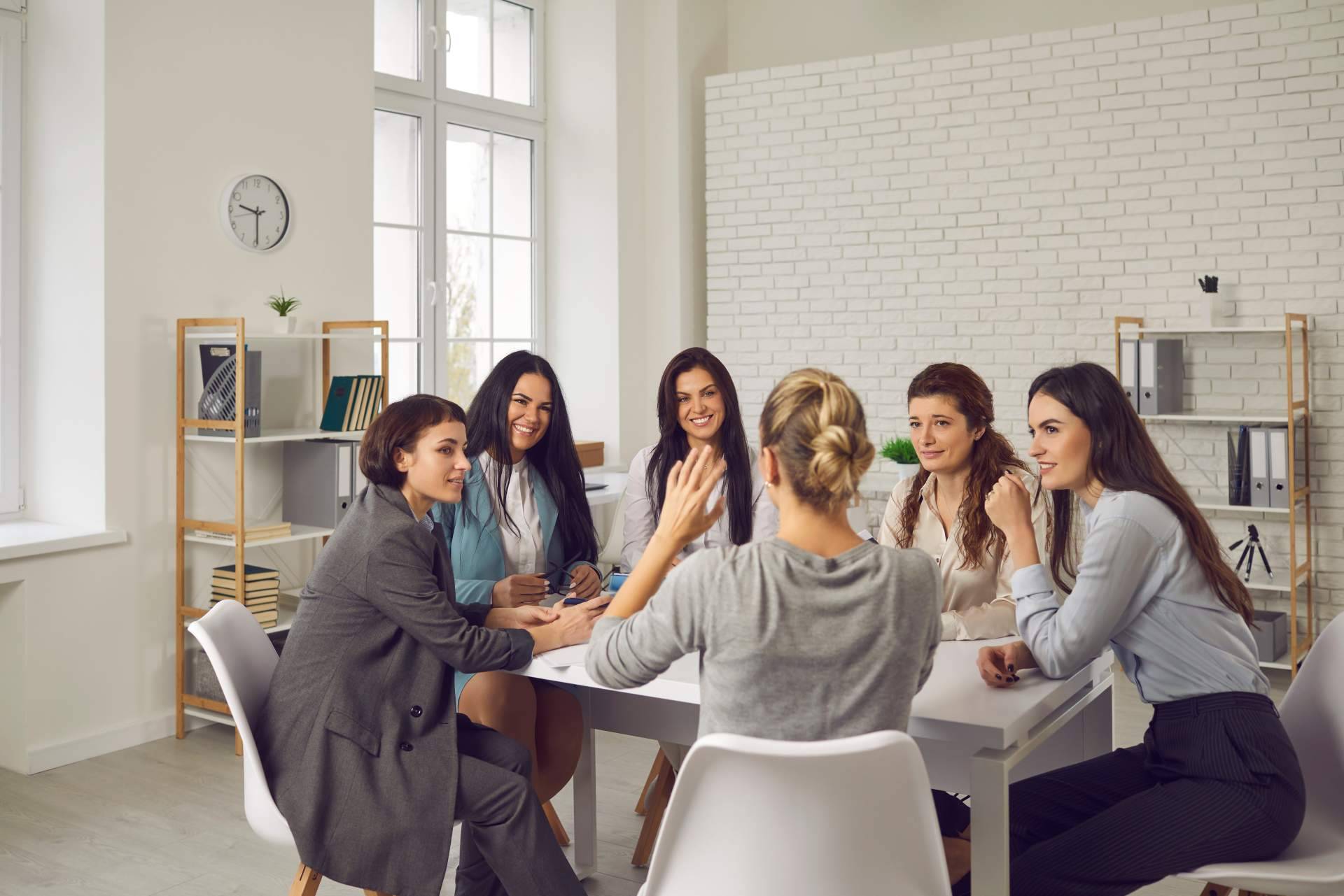 La importancia de trabajar con influencers para aumentar la visibilidad, el reconocimiento de marca y las ventas