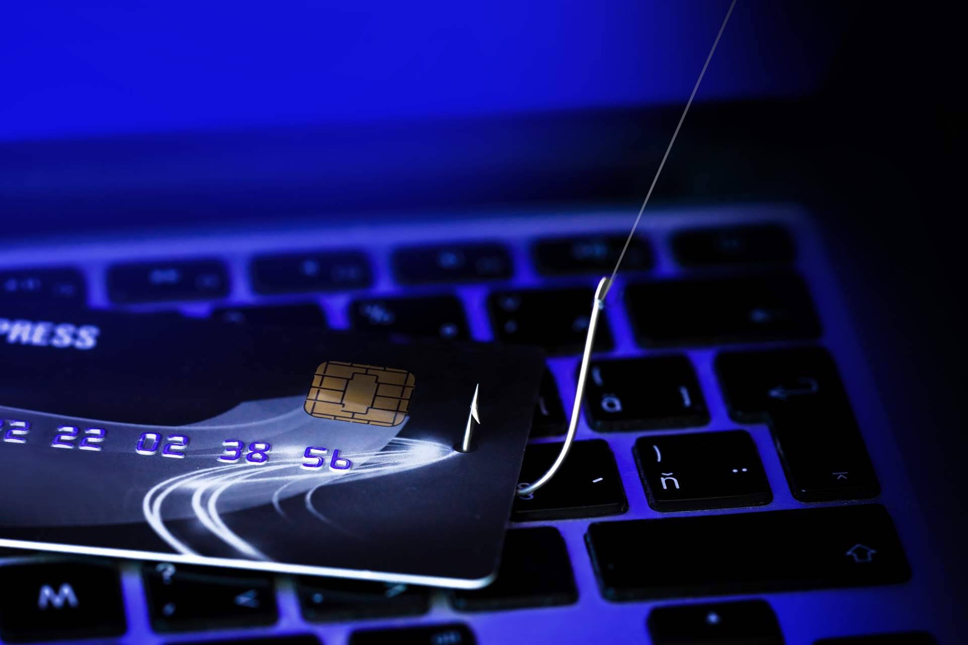 Condenan a tres bancos a devolver el importe robado a sus clientes por phishing