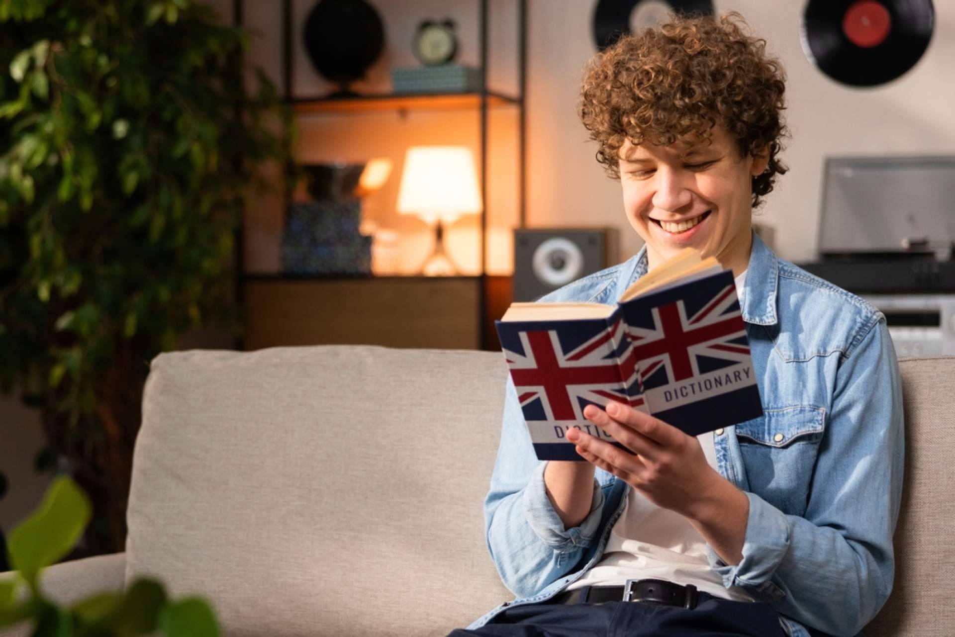 Seleccionar un centro de formación para aprender inglés según las necesidades, con Linguavisión