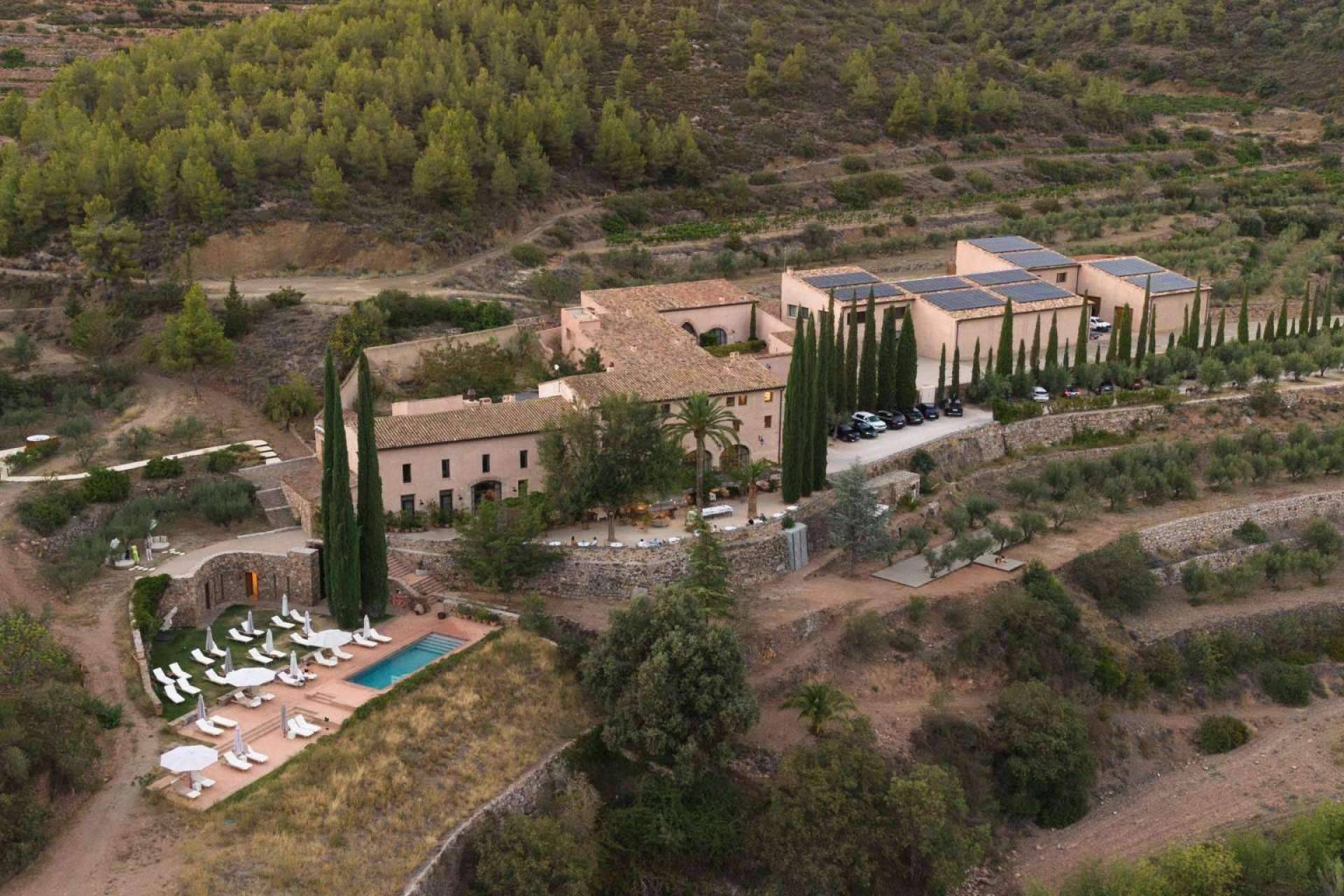 Alojarse en hoteles románticos Calaluña como el Hotel Terra Dominicata