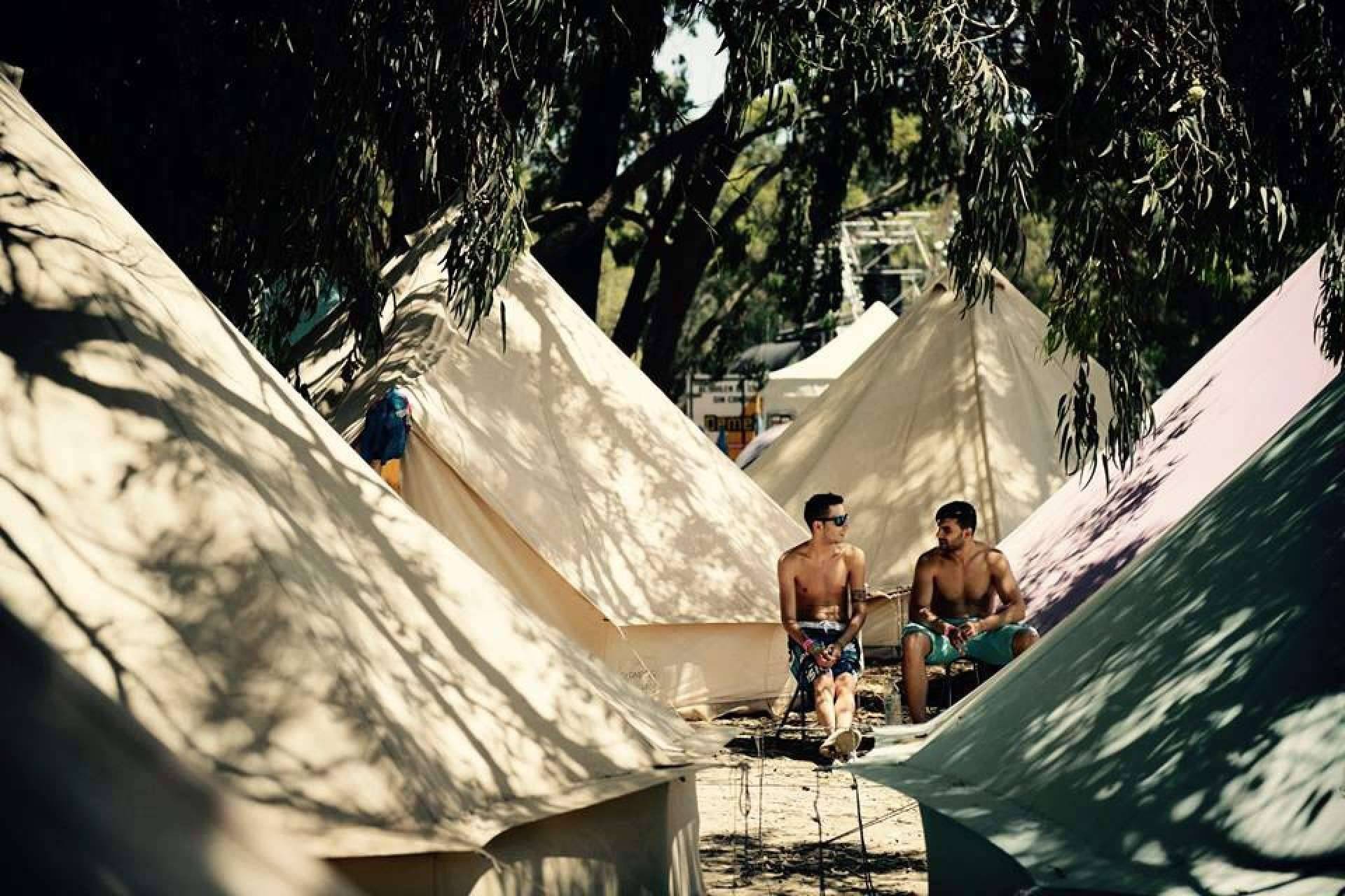 El Origen en Benicàssim de The Glamping Company, Éxito en Festivales de Toda Europa